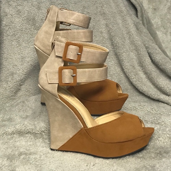 Liliana Monaco Two Tone Strappy Wedges Platform - Picture 8 of 9